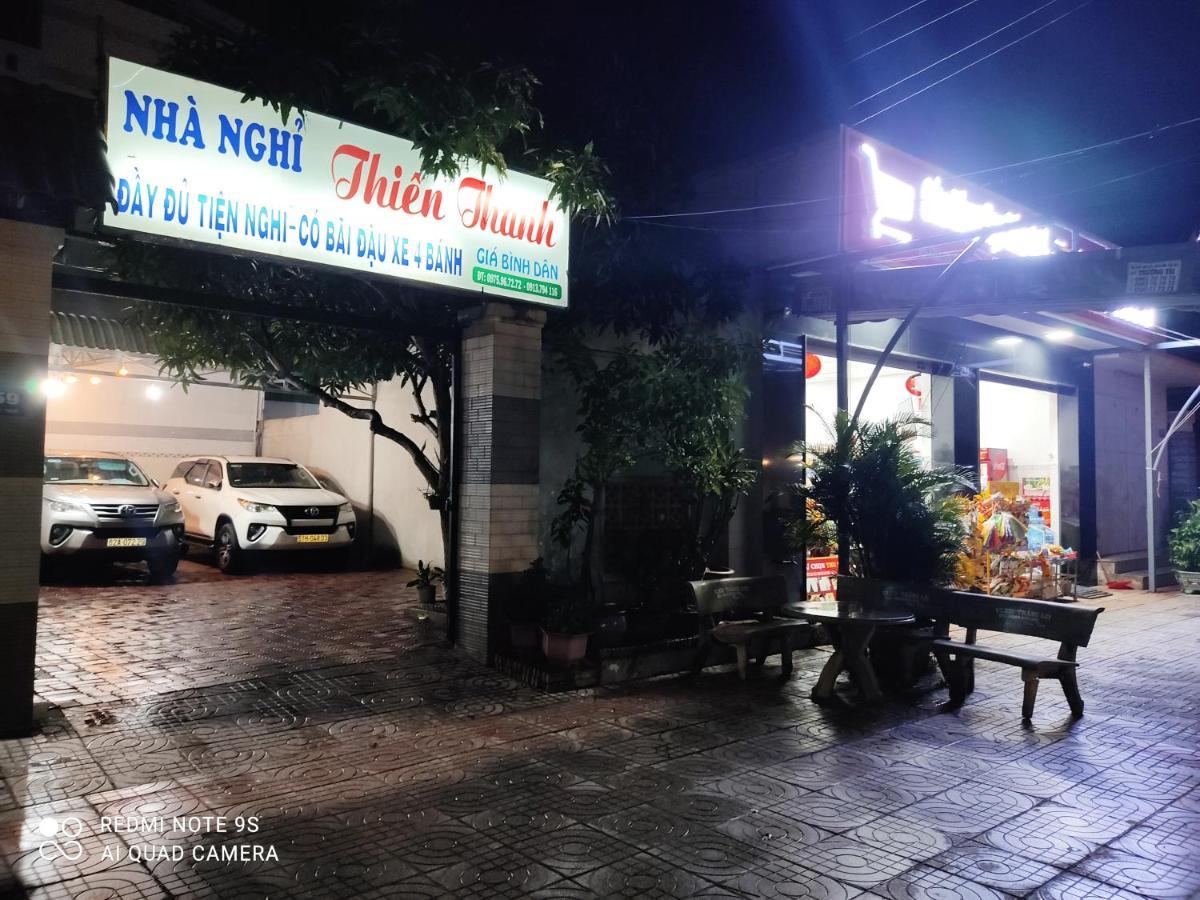 Nha Nghi Thien Thanh 隆海 外观 照片
